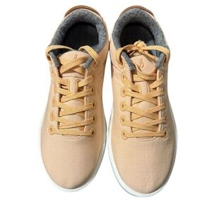 All birds woman’s wool piper sneaker size 7